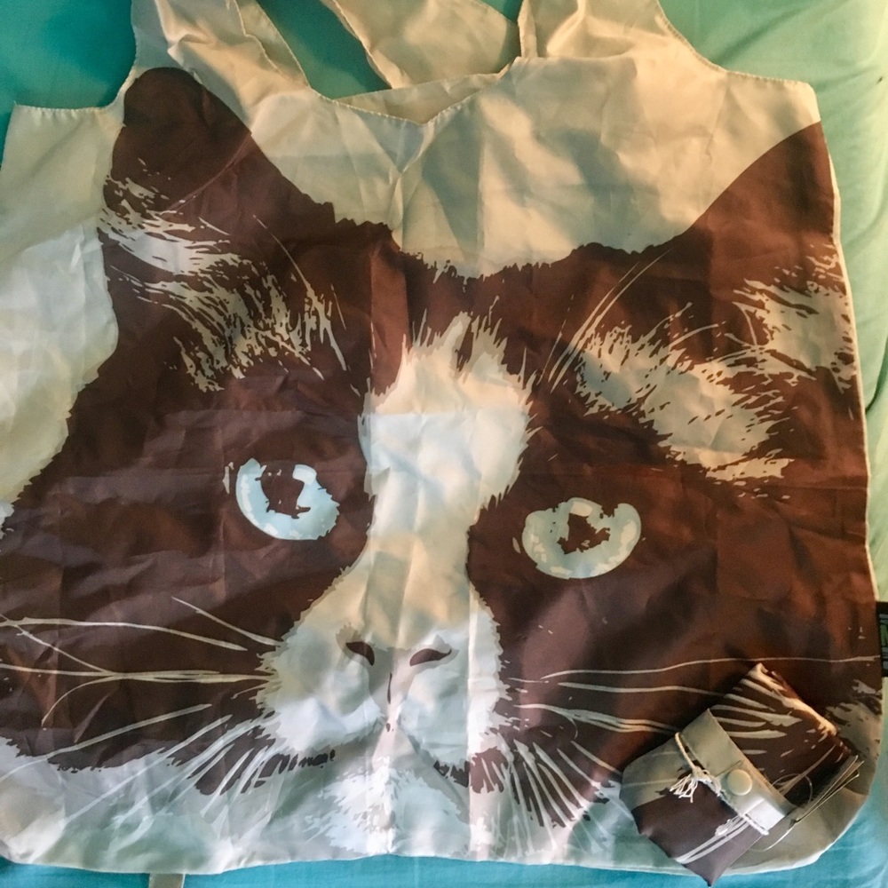 Lot 2 animal planet reusable collapsible bags cats